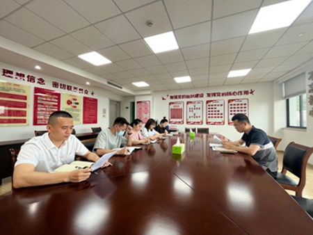 党代会热议07_副本.jpg 党代会热议07_副本.jpg